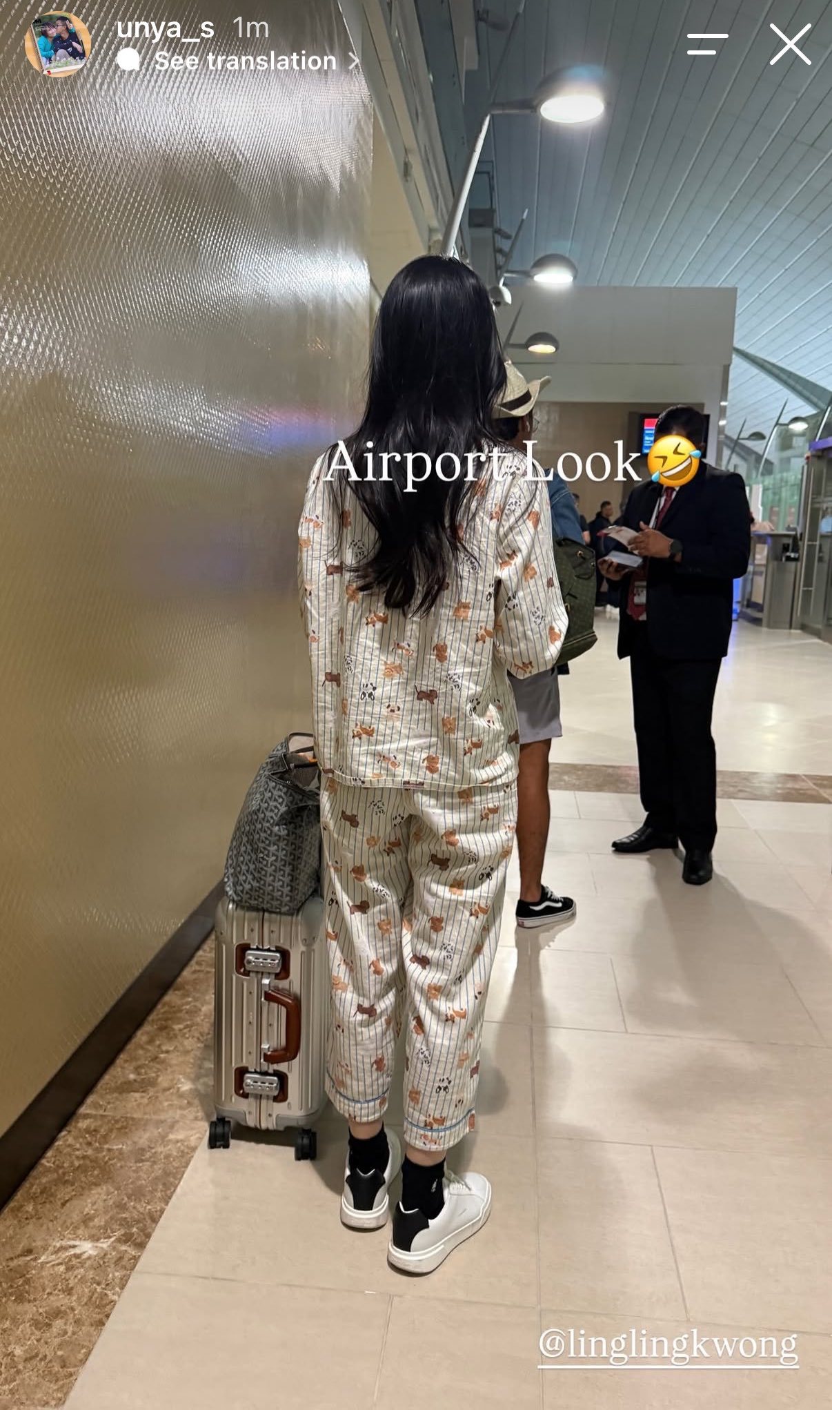 邝玲相关更新：P'Mam拍的穿睡衣登机的哐啷啷🐶Airport Look🤣 
