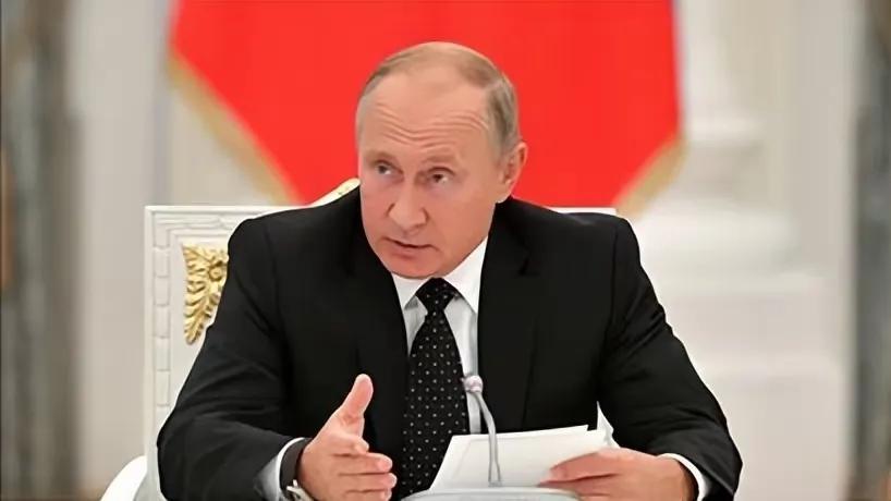 泽连斯基表示，普京的最新提议不可信，这与过去发出过的最后通牒没什么区别。

对此