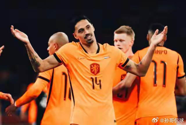 逆转取胜！荷兰2-1挪威 范戴克头球建功北京时间3月28日，国际足球友谊赛，荷兰