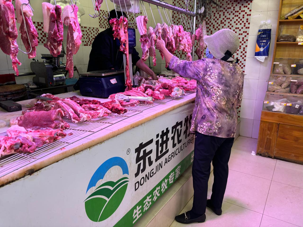 你发现没？有的女人，情商真的特别低！

“这是你妈吗？”，实话实说，我在旁边，听