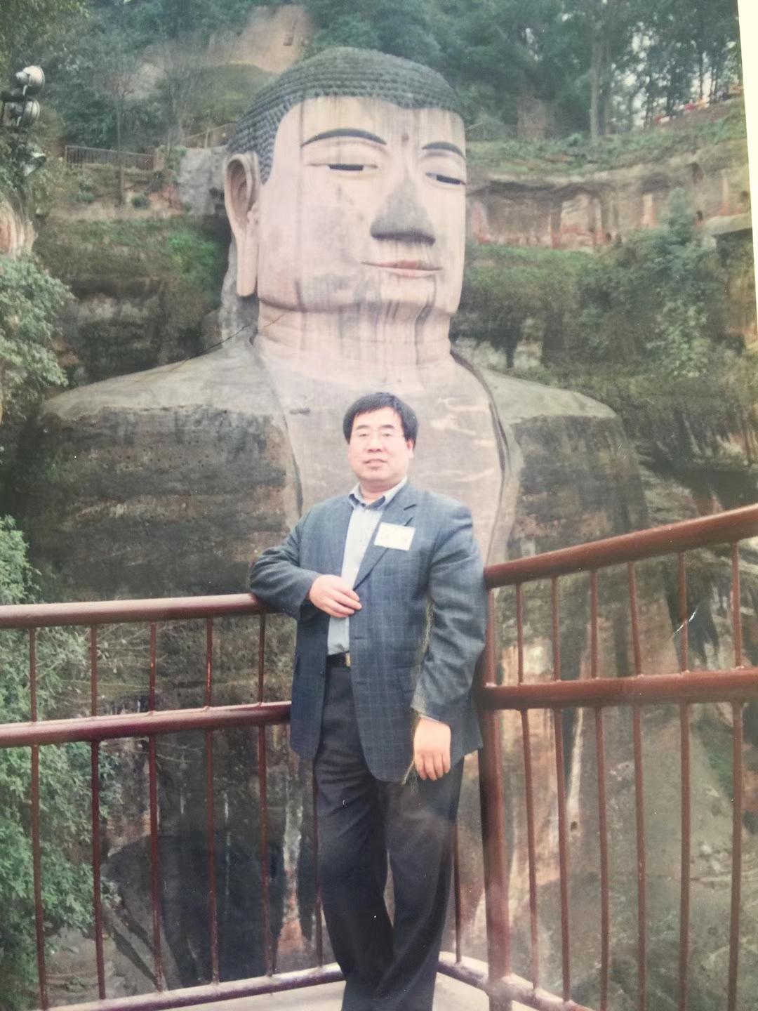 专家说你见过两百多斤的胖子活过60岁吗？我66岁了曾经的大胖子，跑马拉松成为了自