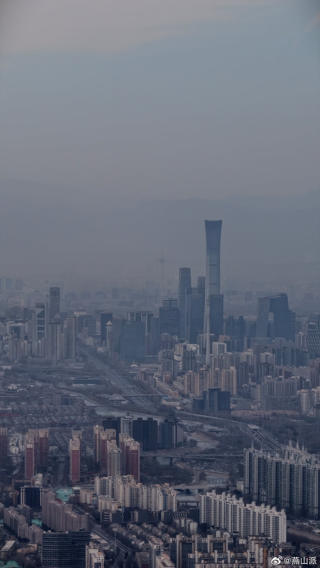 大写的服2026年以来落地首都机场不是要坐摆渡车就是要坐小火车一次都没逃过 