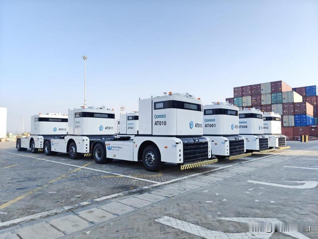 “无人重卡”上天，“海上巨无霸”下水，中国硬核科技为何密集爆发？
近期，我国在高