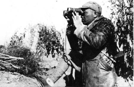 1951年初，朝鲜领导人金日成与彭德怀就战争局势产生争论，彭德怀不仅拒绝了金日成