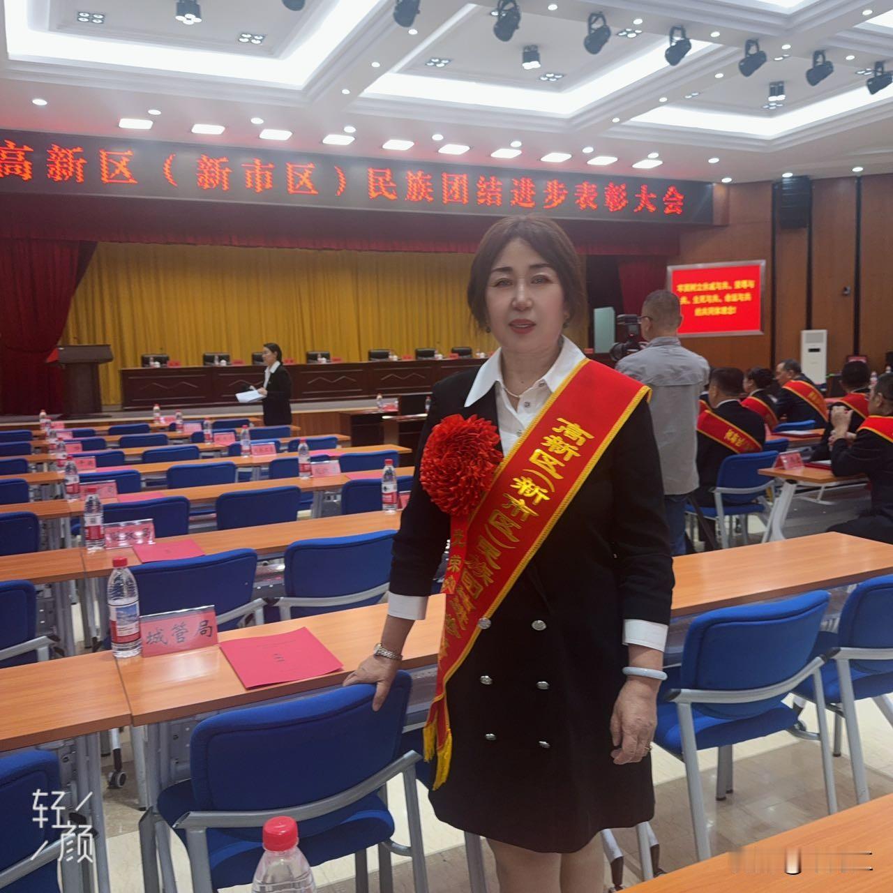 在一次新疆家政行业协会工作交流会上，海曼曾这样发言:“我叫海曼，是海曼如家家政有