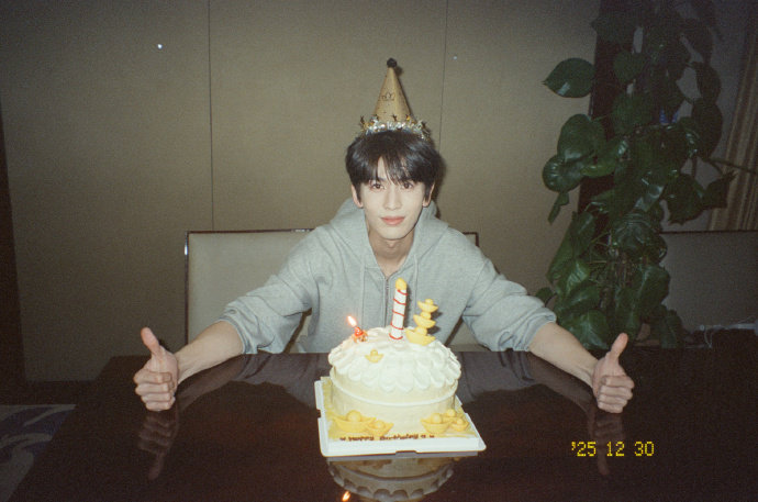 离了张凌赫谁还这么宠我 张凌赫好会宠 张凌赫好会宠，离了张凌赫谁还这么宠我，这2