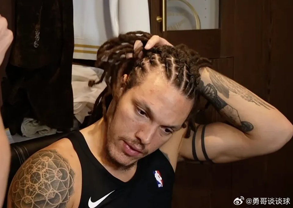 NBA常规赛 3月7日讯 NBA常规赛，掘金今日主场103-142不敌尼克斯。本