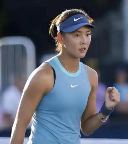 今晚深夜，袁悦将冲击本赛季250赛事的4强
WTA250克卢日-纳波卡站正在如火