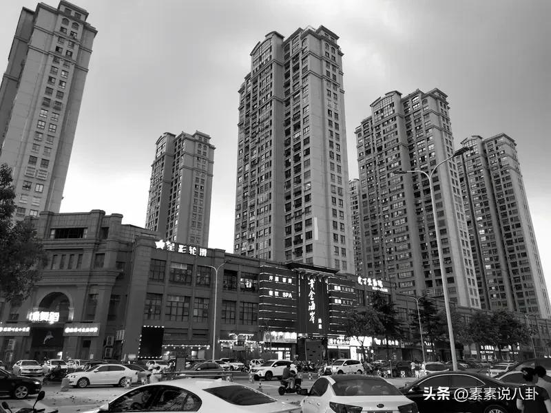 2026年，有种不想上班的感觉。钱没赚到，喉咙还很疼。