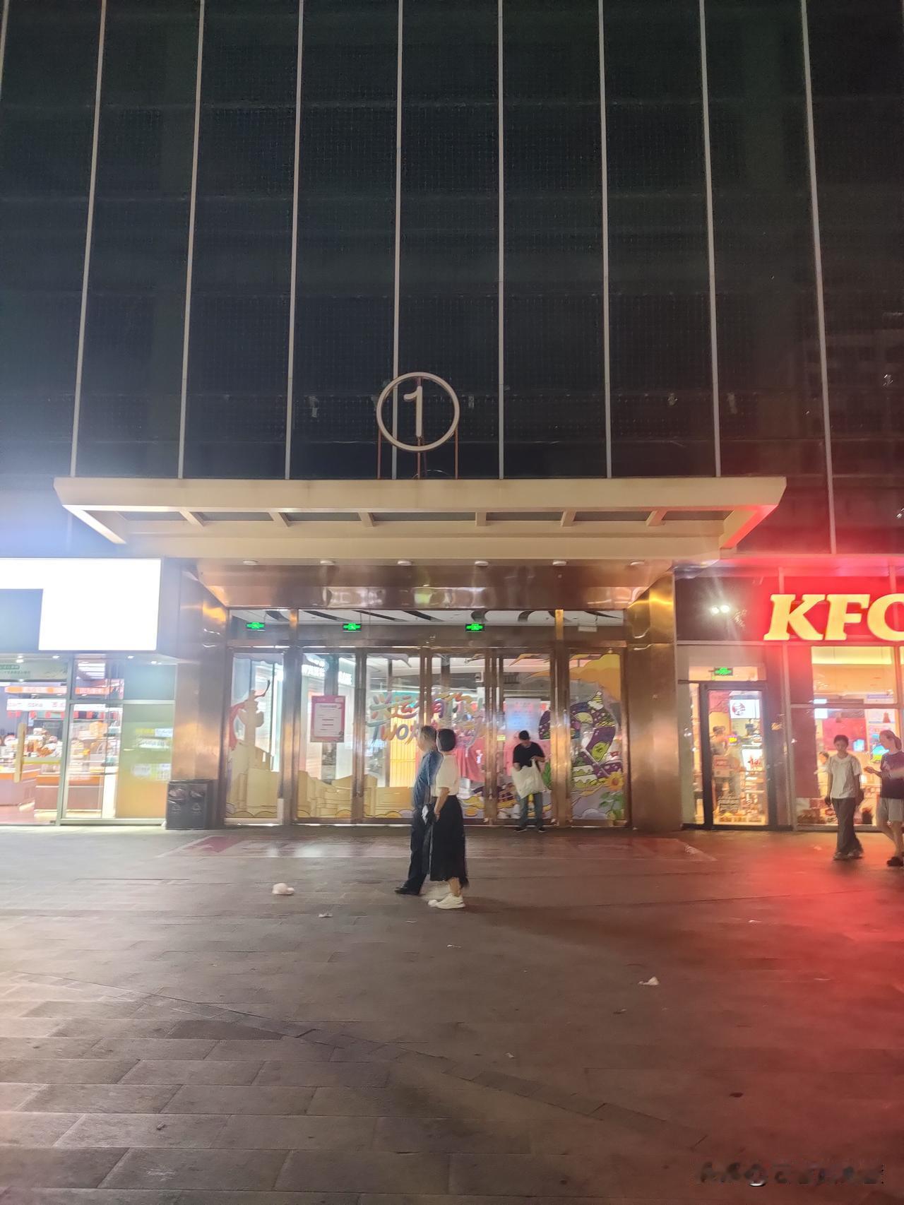 吃饭吃到什么程度好？我的答案是七分饱，这是一种身体和心理都舒服的状态。
 
你可