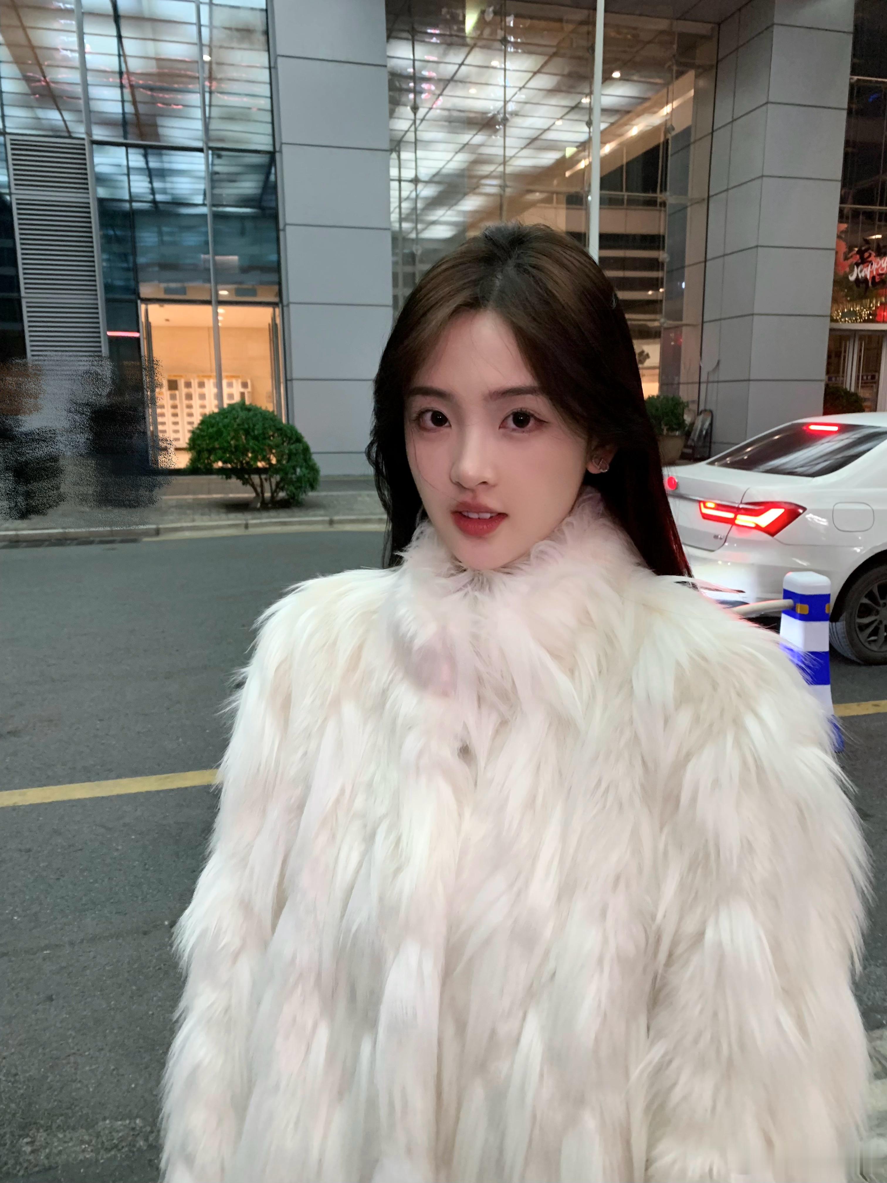 今天工作结束啦！新朋友超可爱～ ​​​