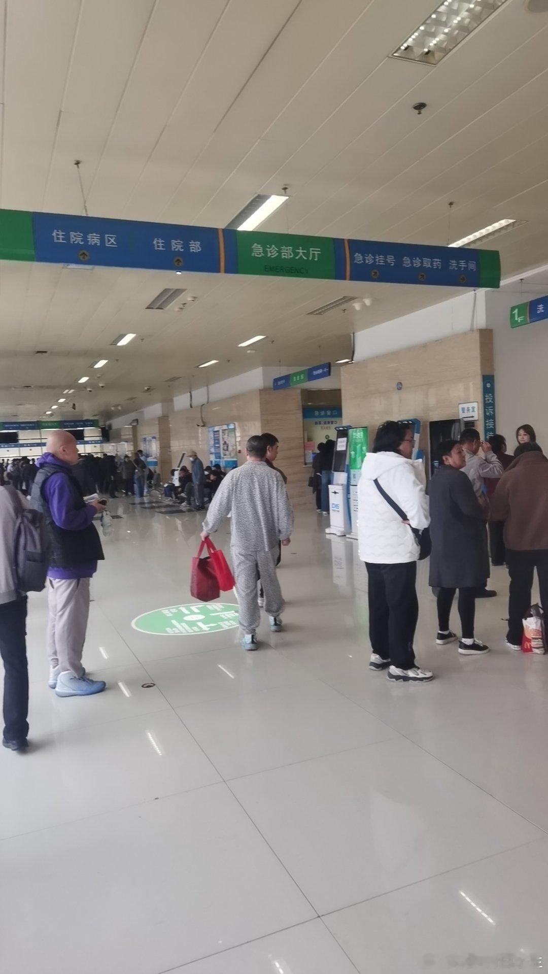 不必纠结过往，不必焦虑未来，平安健康，就是最好的时光。 