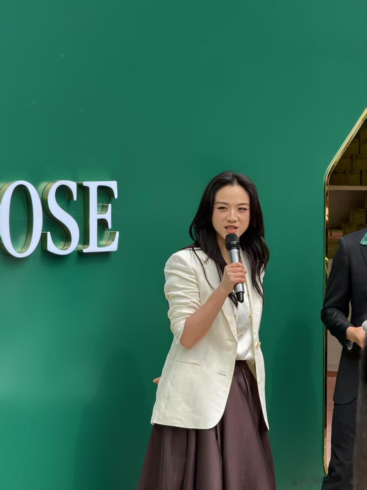 汤唯三里屯活动汤唯北京三里屯真的不老啊 ​​​