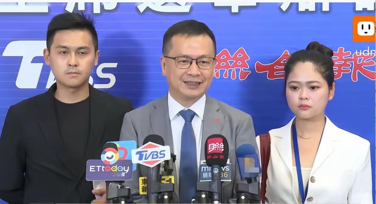 罗智强与郝龙斌太不地道了，因为知道自己参加辩论会越多越丢分，就借口为了给花莲救灾