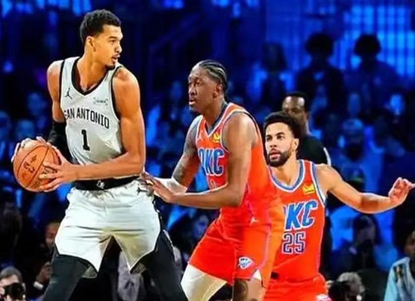 仅差两个胜场，马刺与雷霆在西部第一的争夺上已进入白热化阶段，毕竟这将决定总冠军和