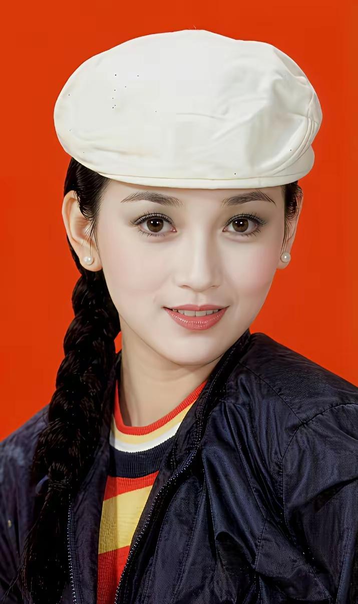 晒图笔记大赛谁能不爱永恒女神赵雅芝！1953年出生的她，早年是一名优雅的香港空姐