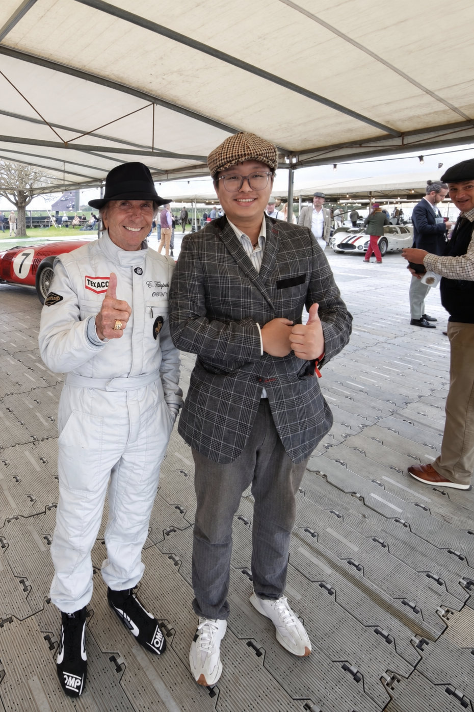 和1972、1974年的F1世界冠军艾默生·菲迪帕尔迪相遇，我说中国仍有很多对大