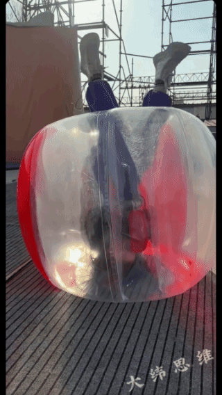 没实力，
就只能受憋屈！