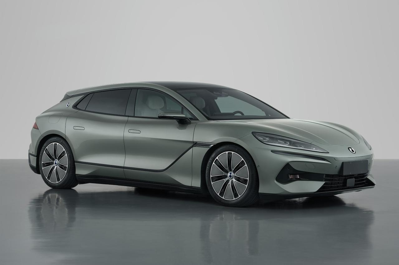 【腾势Z9 GT插混版申报图曝光】腾势Z9 GT纯电版已完成申报，并且在2024