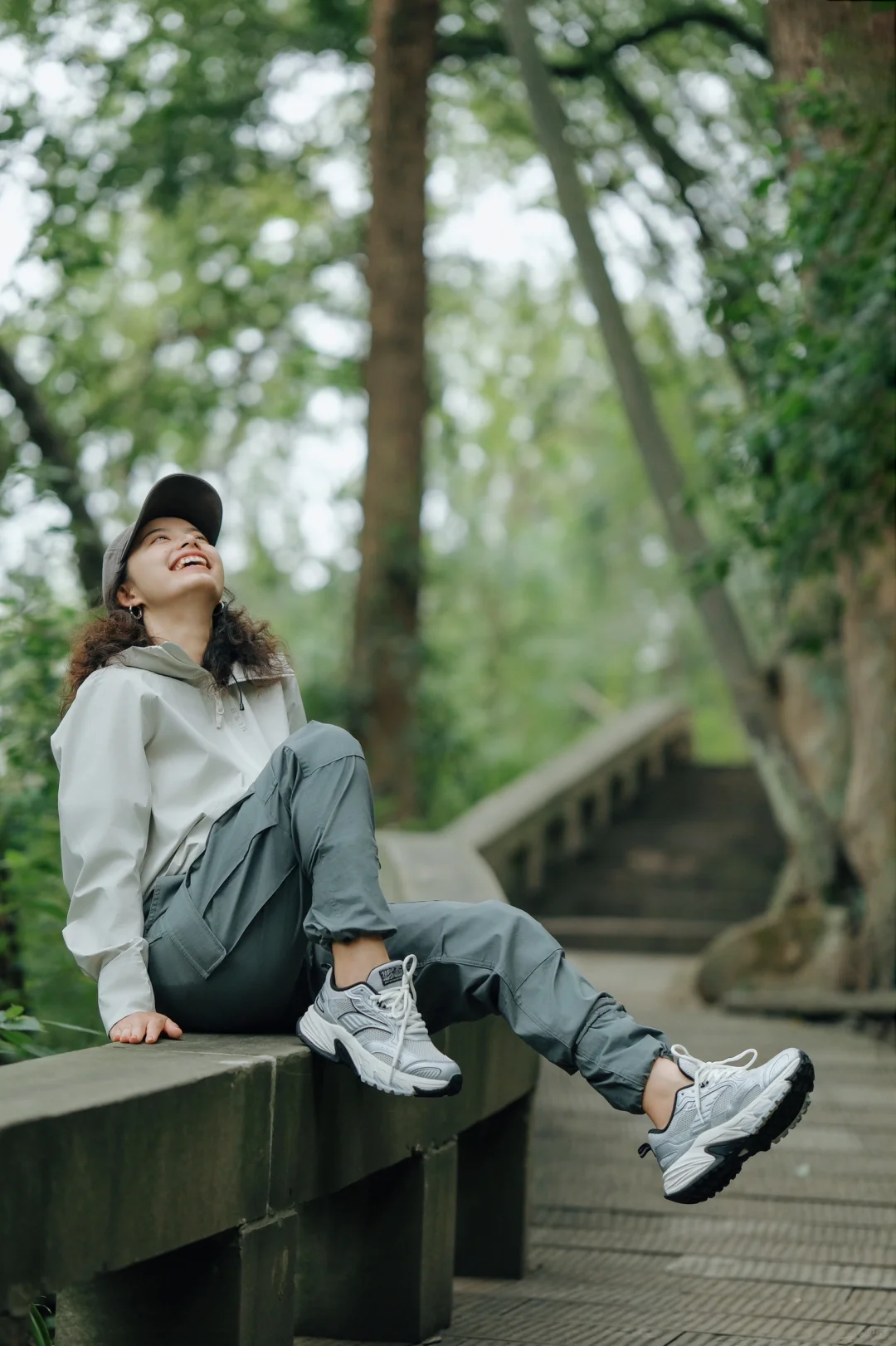 重庆这条被低估的江边步道，和秋天太搭了！