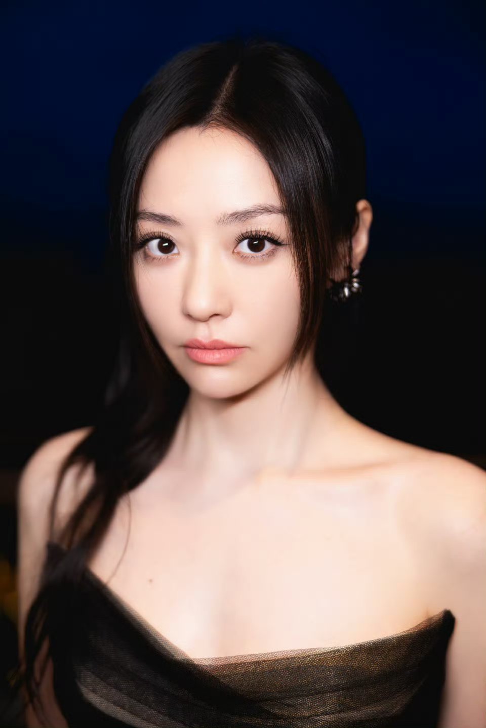 张靓颖～～张靓颖[超话]明星妆容大赏美女张靓颖 ​​​