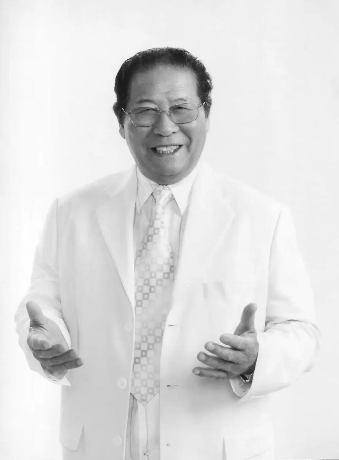 【彭清一去世】东方红领舞彭清一去世据中国东方演艺集团，中国共产党党员，原中央歌舞