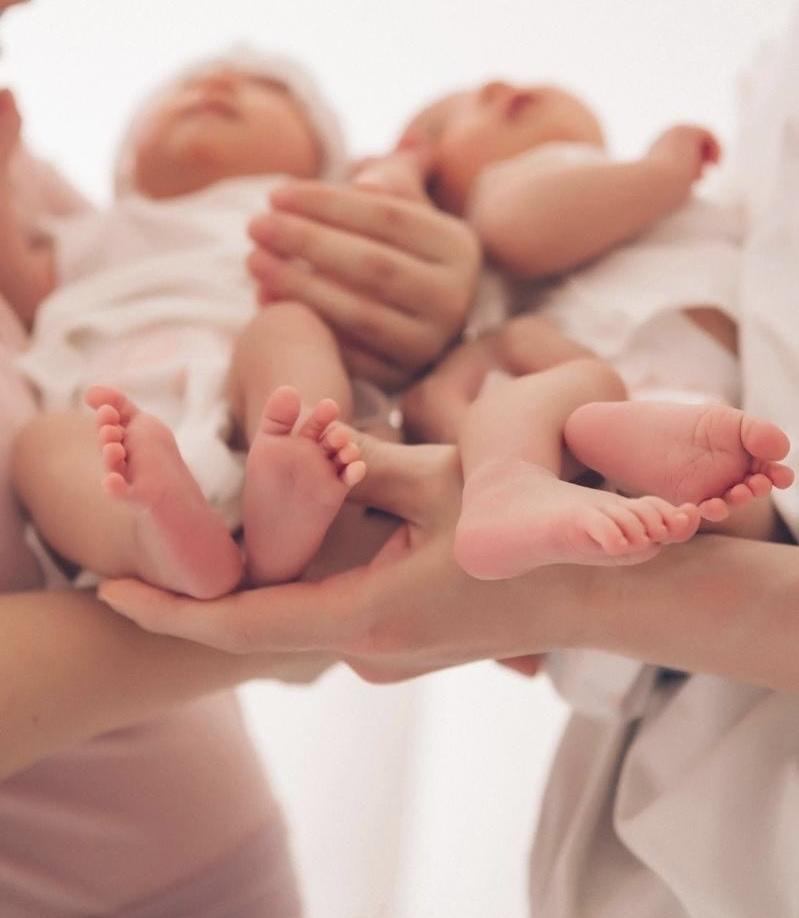 有这样的儿子糟心不？

一位女士发文吐槽，
儿子才大三，就偷偷和自己女朋友生孩子