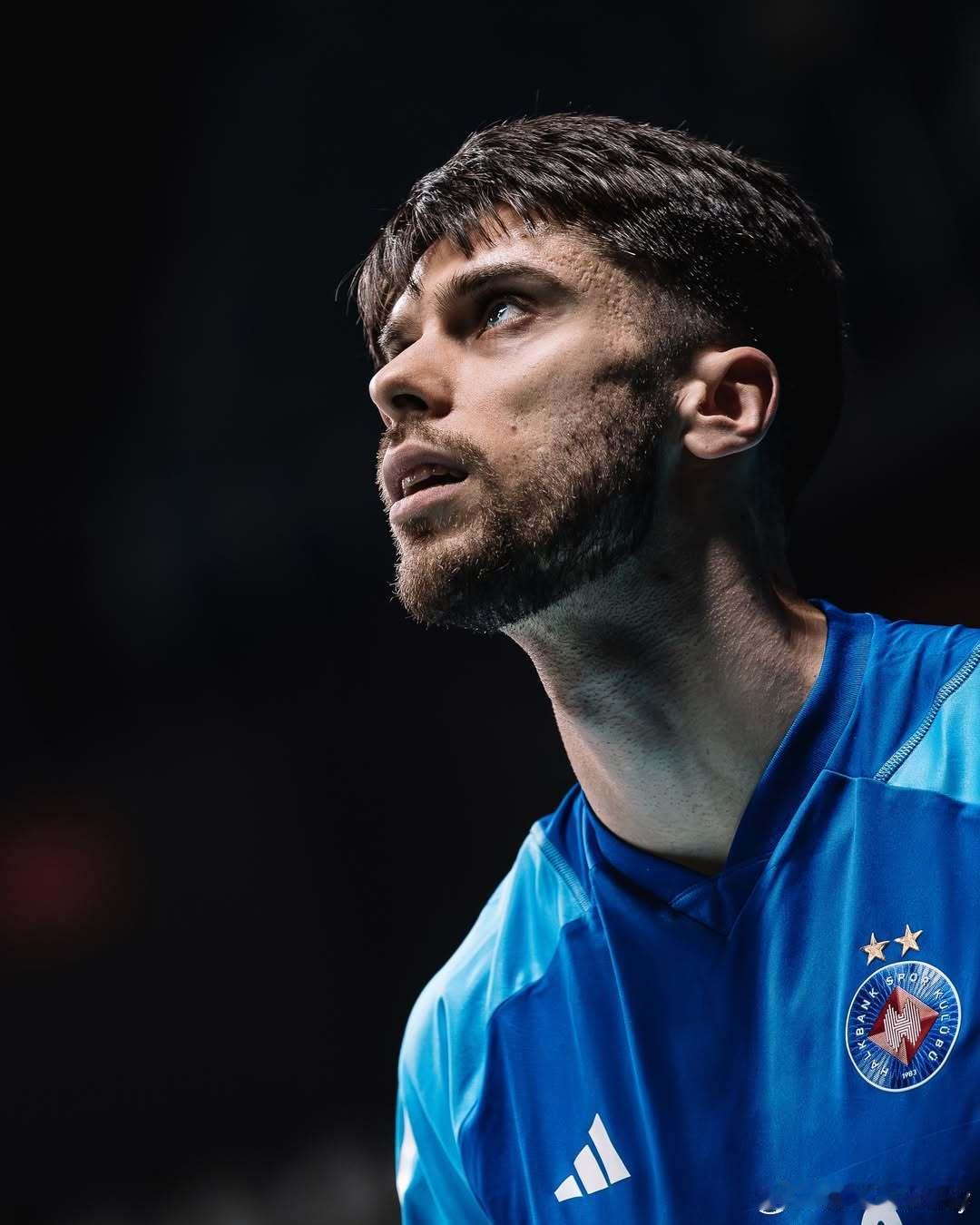 斯利夫卡开启在安卡拉浩克银行的训练男排波兰男排