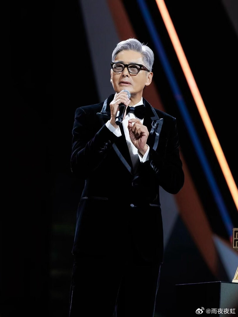 周润发古天乐终于在寒战合作上了 真的太意外了！从来没想过能看到周润发和古天乐合作