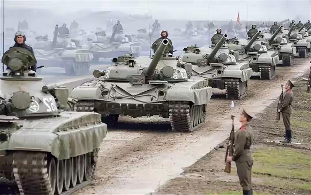 日本投降的真正元凶：是美国的两颗原子弹，还是苏联的百万钢铁洪流

而站在战局推演