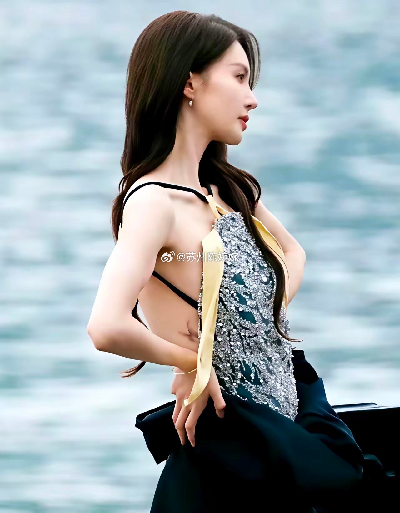 金晨的小蝴蝶，这也太好看了吧，好可爱啊，真的好可爱啊，想纹～ 