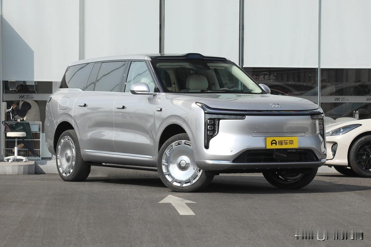 惊叹！全国城市GDP20强正式出炉：上海、北京为“5万亿之城”，3万亿以上的有深