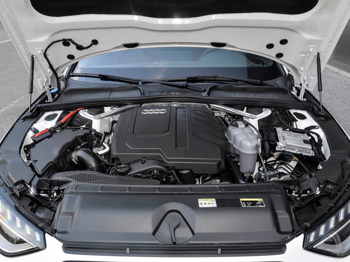 车市观察 以前大众奥迪的一代二代EA888发动机是让人头疼的，容易烧机油、拉缸，