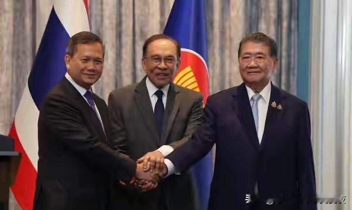 泰柬停火彻底没戏了？柬方提了一个要求，泰国想都没想直接拒绝