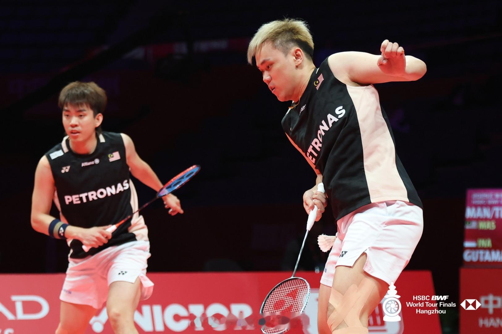 2025年世界羽联年终总决赛 照片记录咖塔曼 伊斯法哈尼 23-21, 21-1