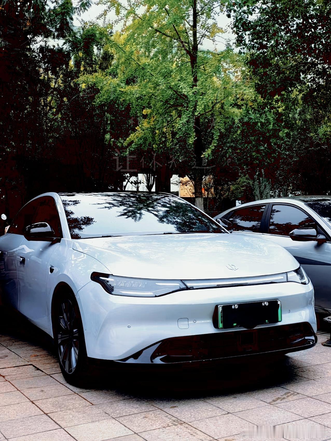 还在纠结，纯电还是增程？最近很多朋友问我，新能源买纯电还是增程？正好我开零跑C0