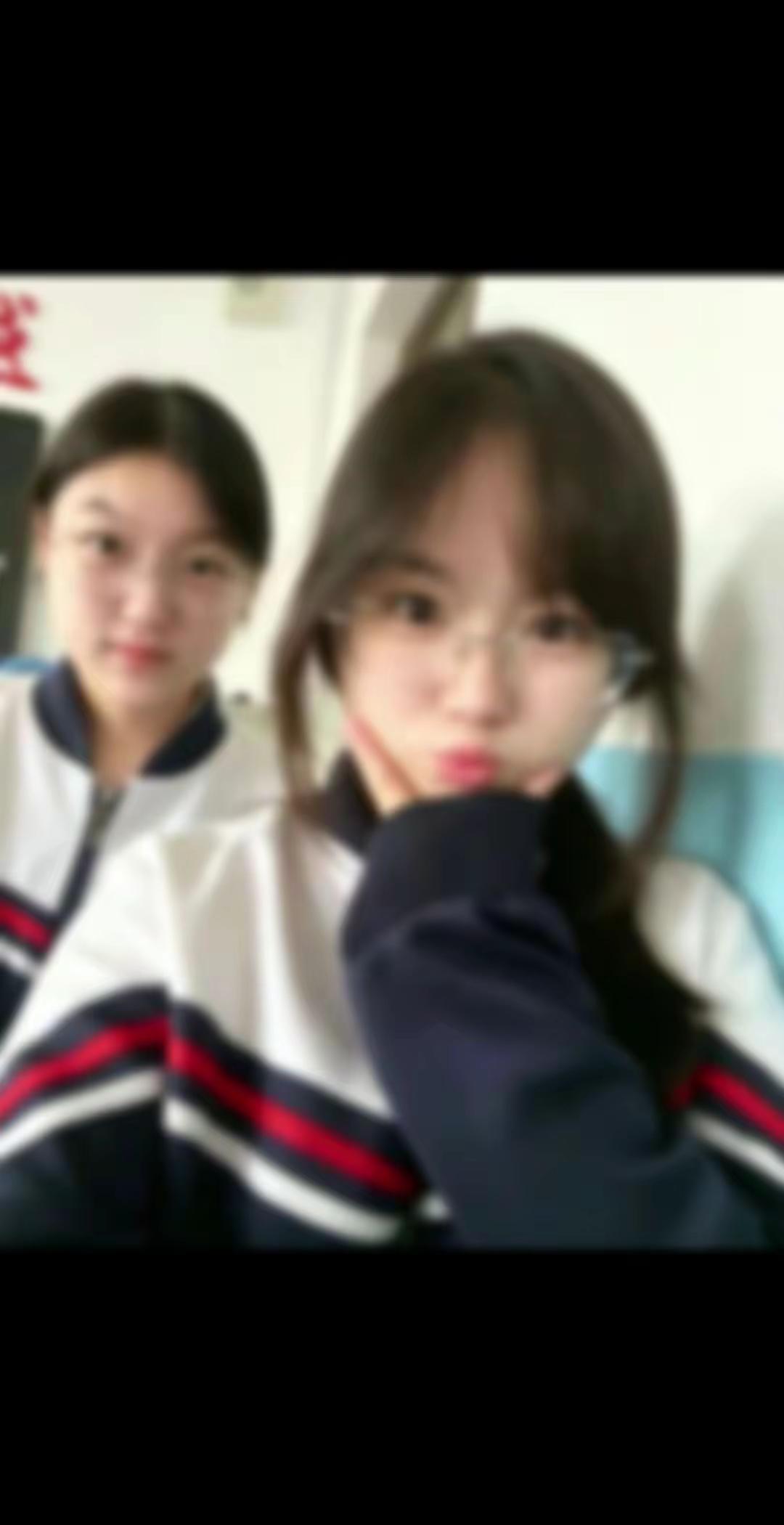活在过去有错吗。校服 毕业