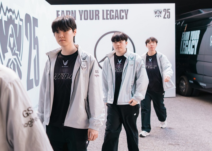 Canyon谈第四局比赛选择豹女：4/5局没啥打野可玩，感觉豹女不错