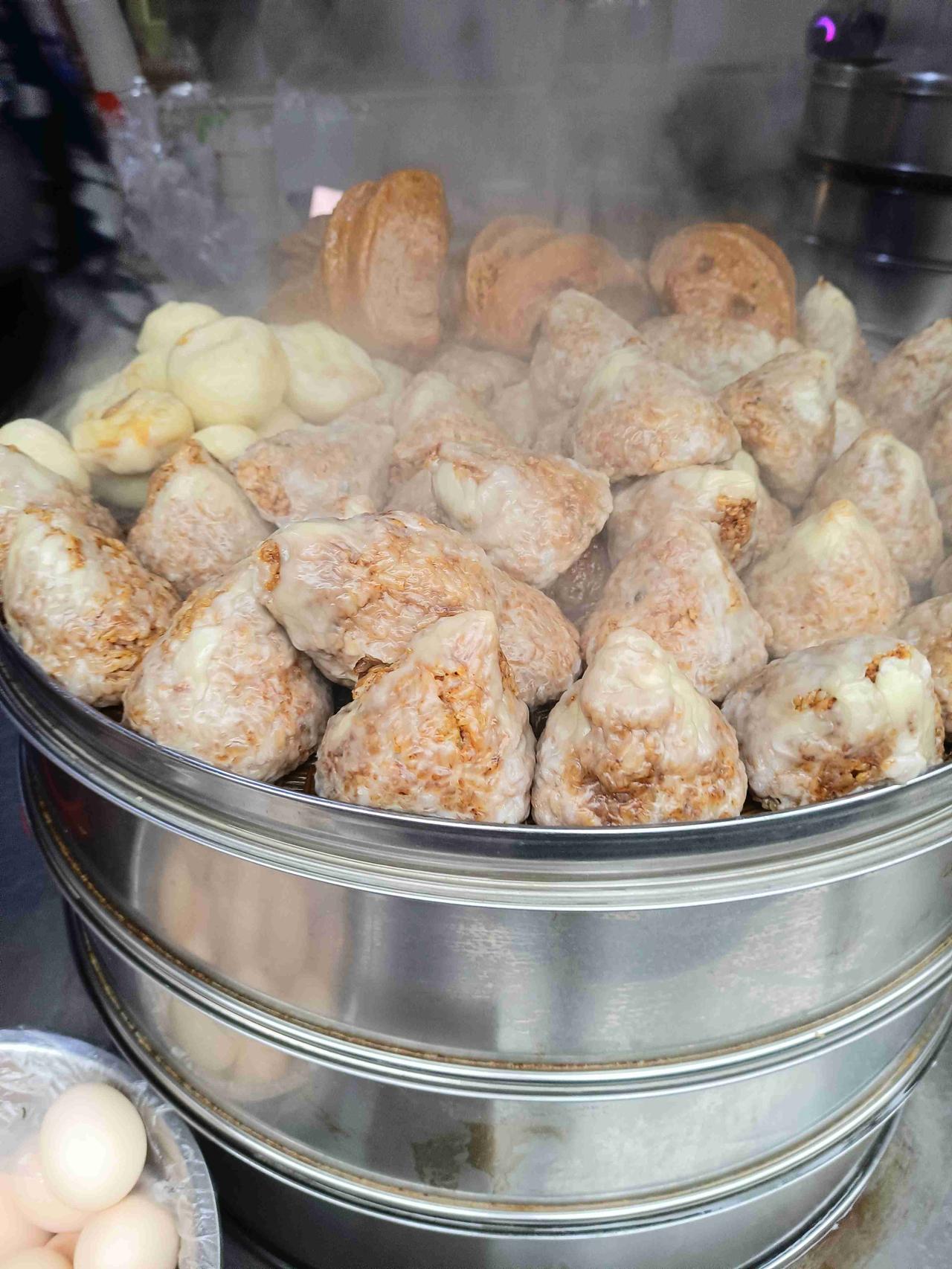 我的今日状态：😁轻松愉快
我这里的天气：☀️晴天
餐饮界的“预制”之风连早餐店