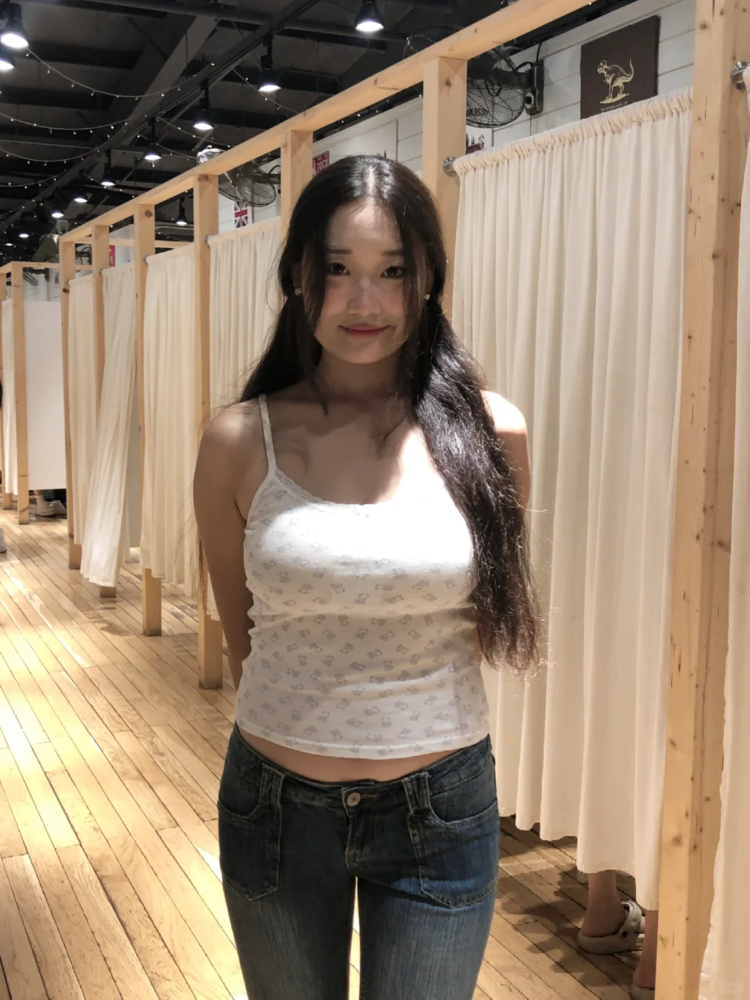 大🐻穿吊带也很好看！