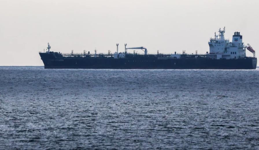 【美国重启制裁，6300万桶伊朗石油滞留海上】

美国财政部突然取消了针对伊朗的