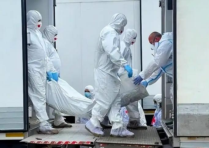 俄乌遗体交换32:1悬殊数据曝光

不得不说两边伤亡差距实在悬殊。目前俄乌互换阵