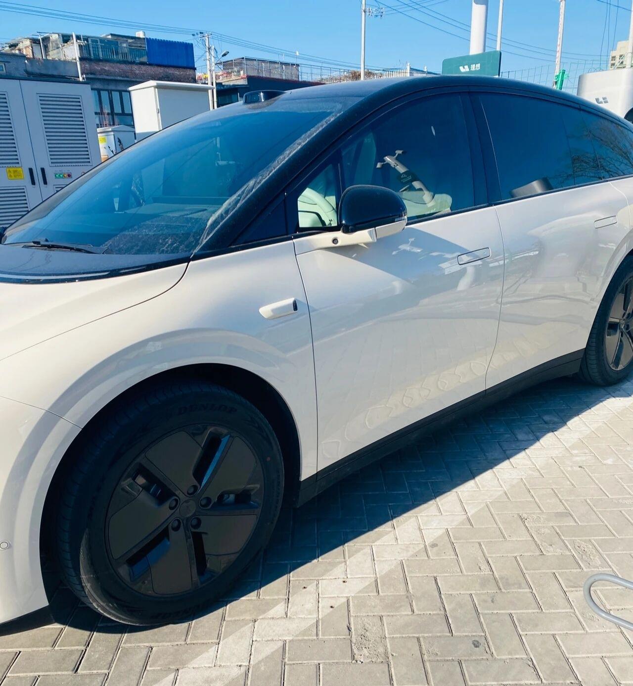 i6这个新功能让你告别“车门剐蹭焦虑”车友们，有没有和我一样的“停车细节控”？?