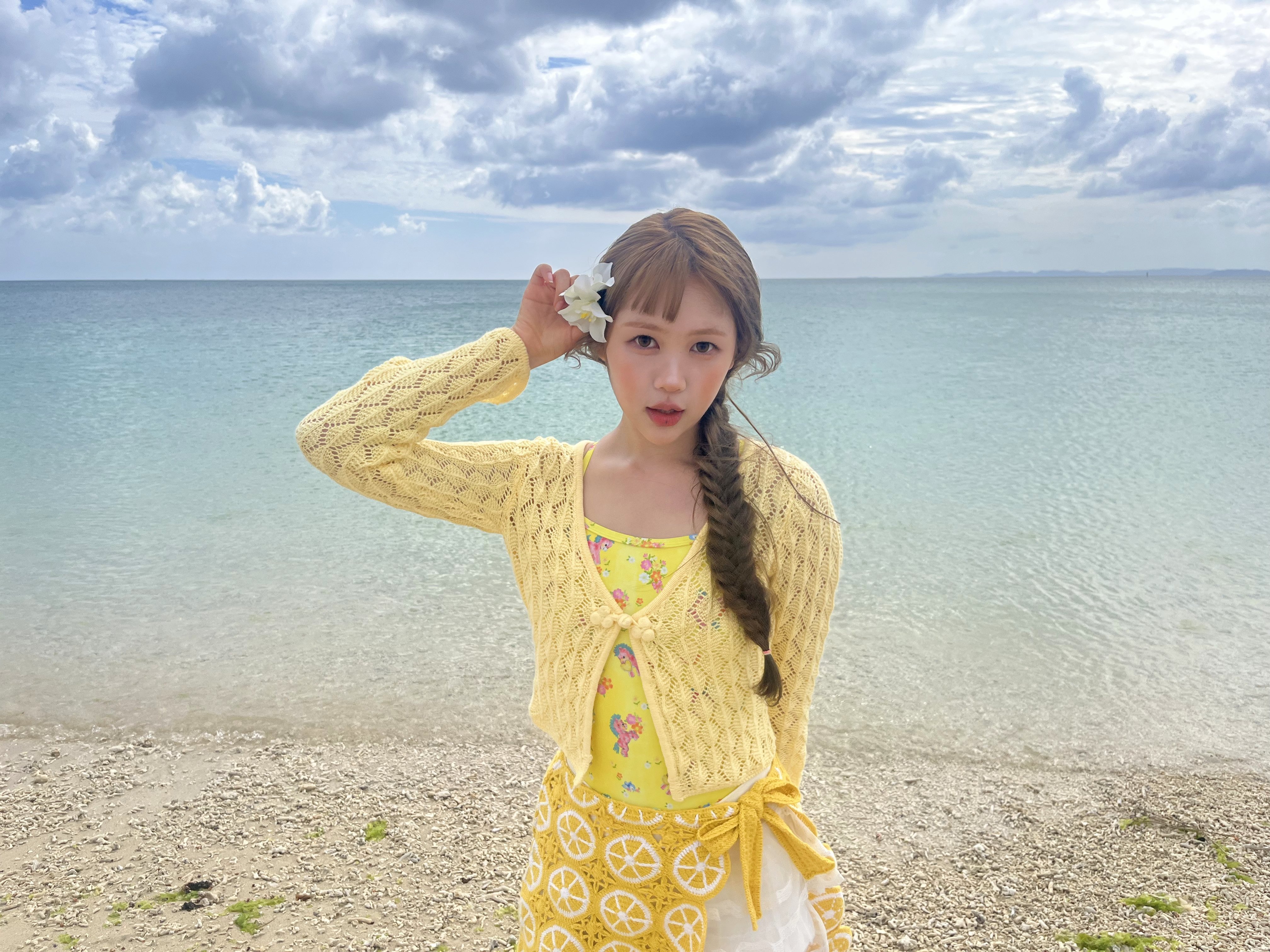 Hearts2Hearts YEON💐🤍🍀 