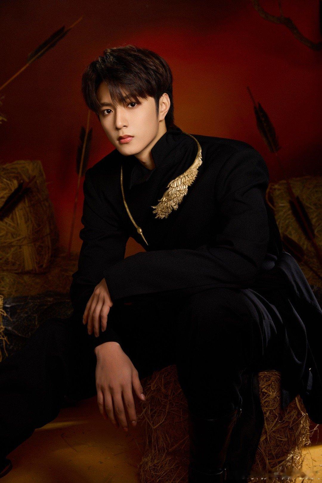 刘耀文📸风起大漠，「镖人」江湖见🐎🏜️ 