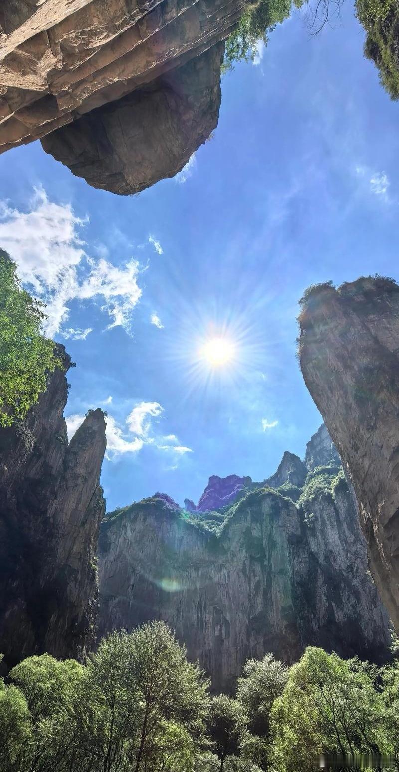 心里话         人之所以快乐，并不是拥有的多，而是因为计较少……    