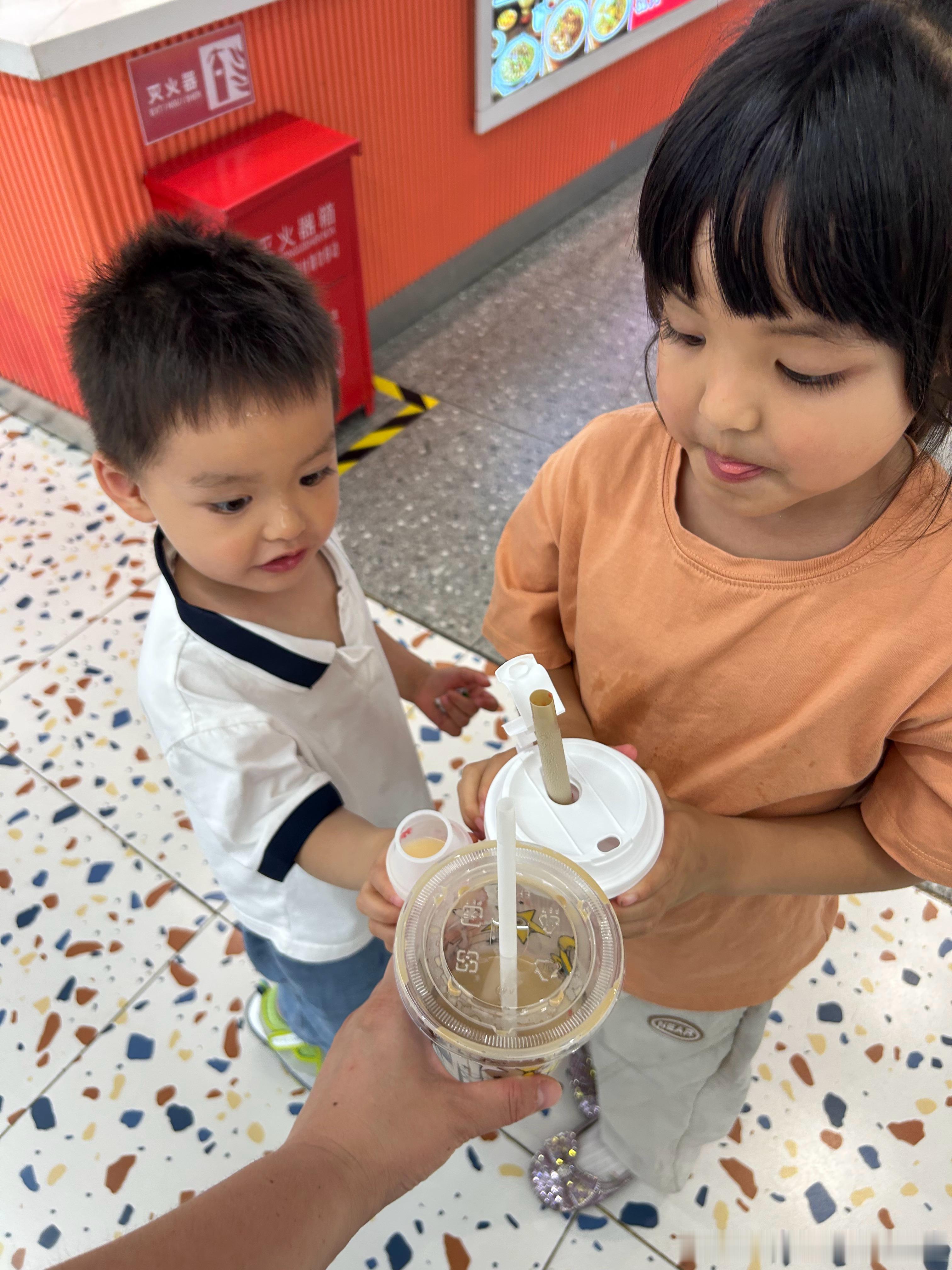 怎么办，周末中午就是垃圾食品。