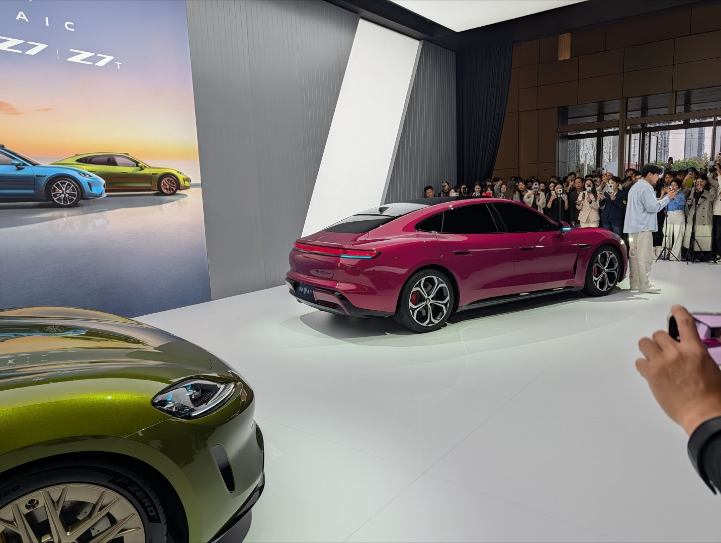 尚界Z7&Z7T。新能源汽车华为发布会华为