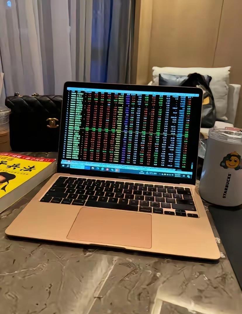心态篇总结：想在股市赚钱，先过这五关！！第一关：贪婪关。涨了还想涨，最后坐过山车