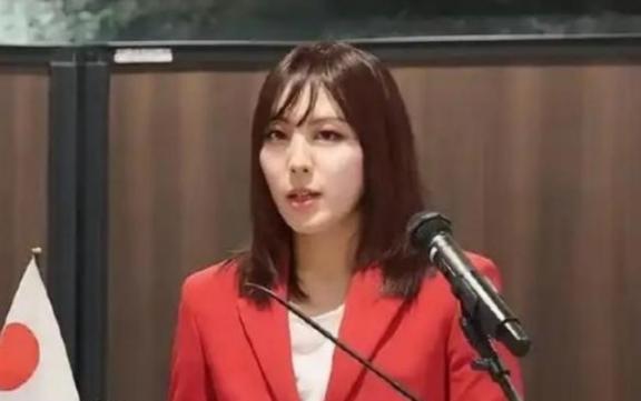 日本女作家桥本琴绘曾经警告中国，若中国向日本投放核弹，即便会有数百万人丧生，剩余
